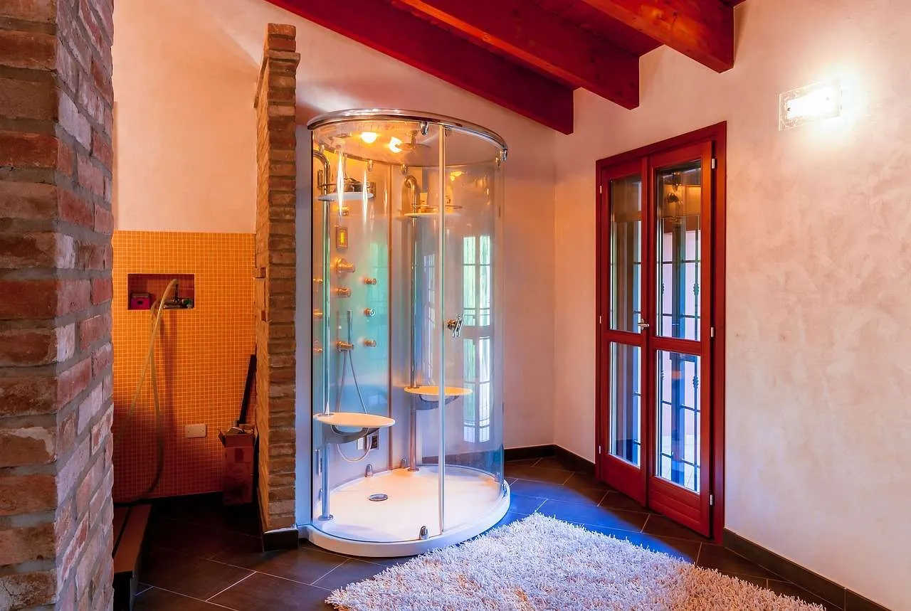 Small Bathroom Ideas: Smart Design & Space Saving